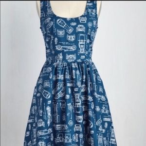 Isn't it grand prix retrolicious car dress